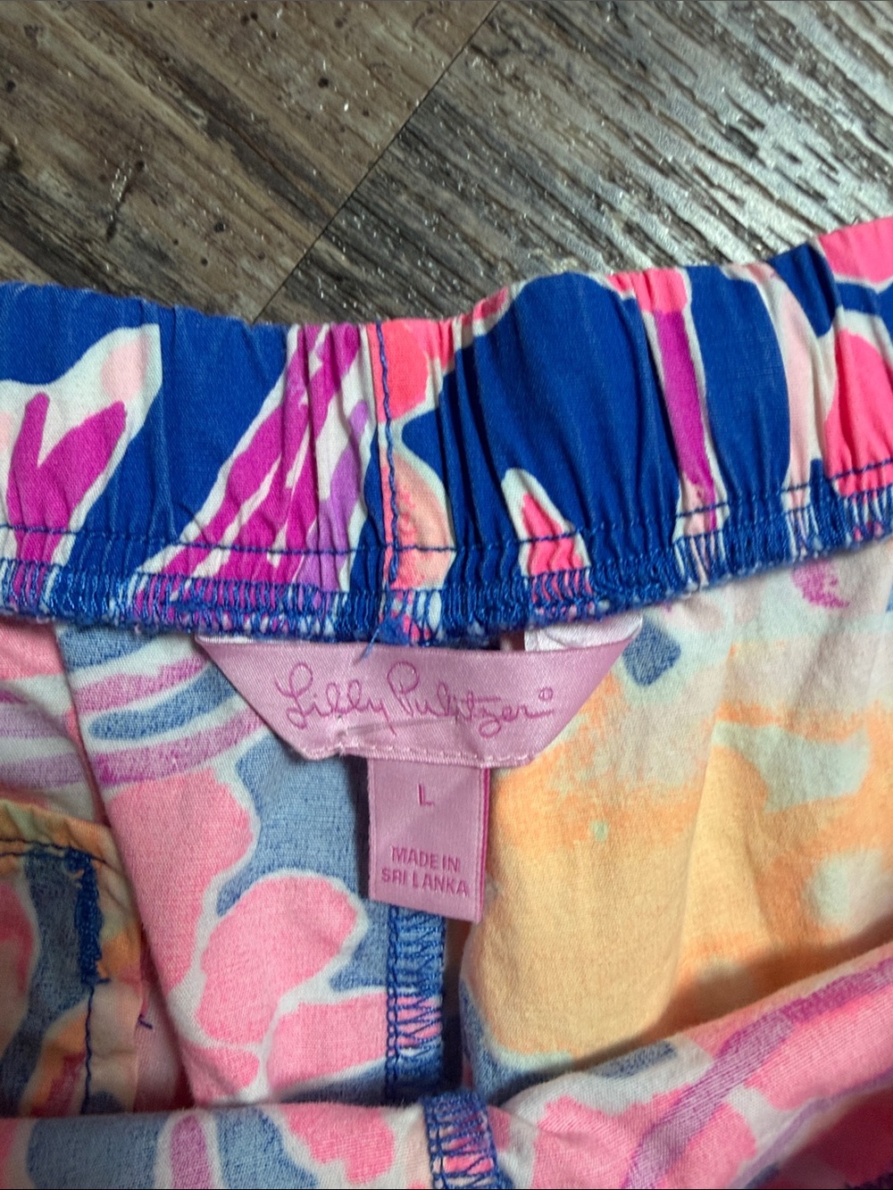 Lilly Pulitzer Ocean View Boardshort Size Large - Picture 3 of 3